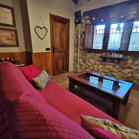 Casita Pirón Adrada de Piron